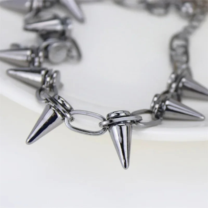 Metallic Punk Spike Choker Necklace Rivet Collar (Unisex)