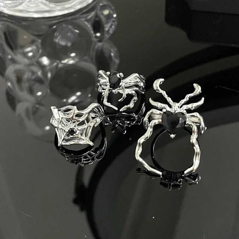 Black-hearted Spider Web Rings